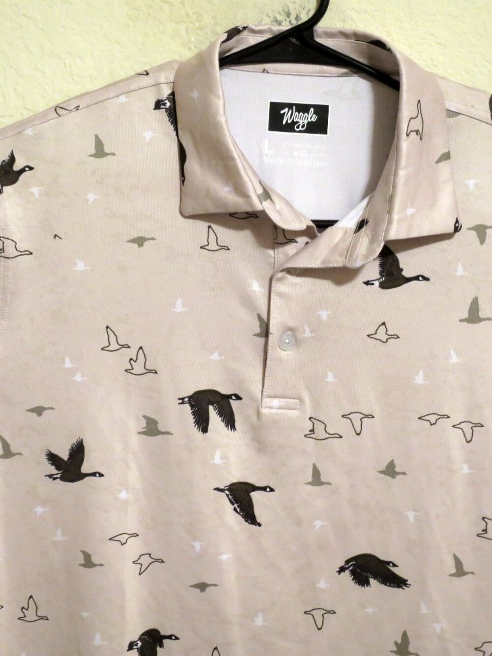 Waggle Shirt Mens Large Short Sleeve Golf Performance Polo Tan Black Ducks